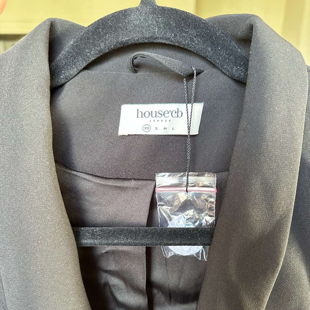 House of CB - Black Blazer XS